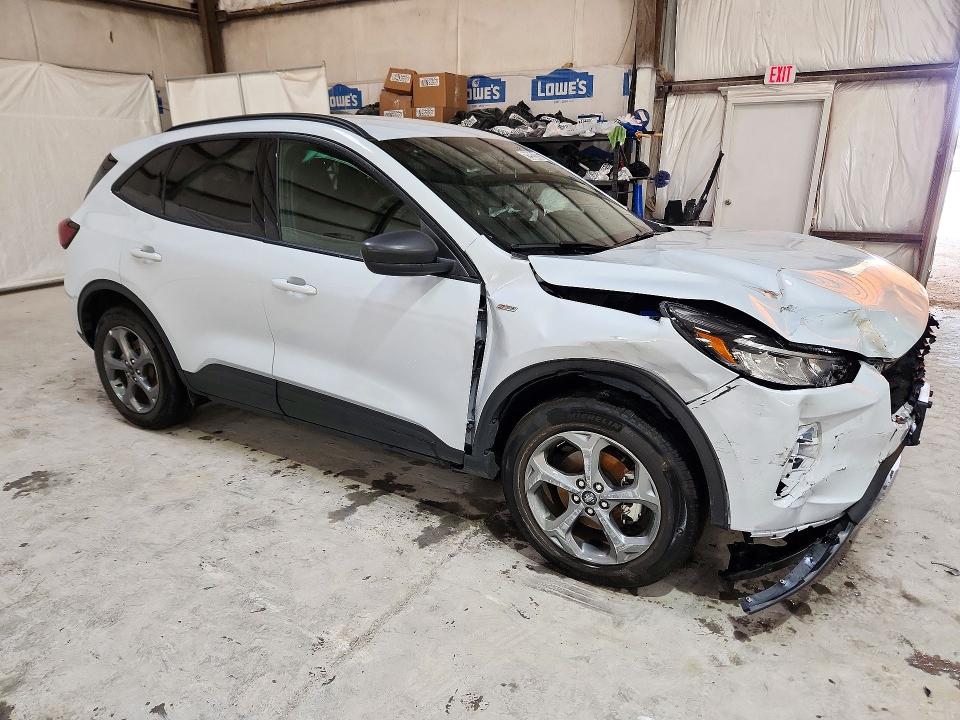 Photo 4 from auction – 2026 FORD ESCAPE with VIN 1FMCU9MN8TUA32442