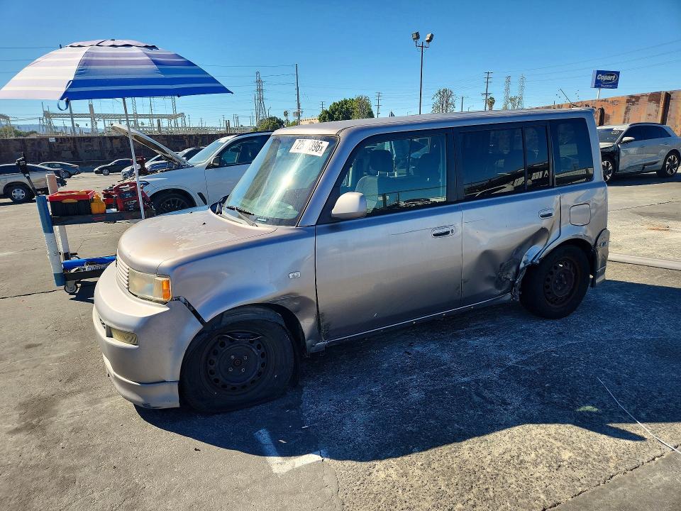 SCION XB 2004 مع رقم تعريف المركبة JTLKT324440148485 - صورة من المزاد