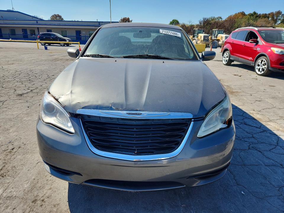 Фото 5 с аукциона – 2013 CHRYSLER 200 с VIN 1C3CCBBB4DN688936