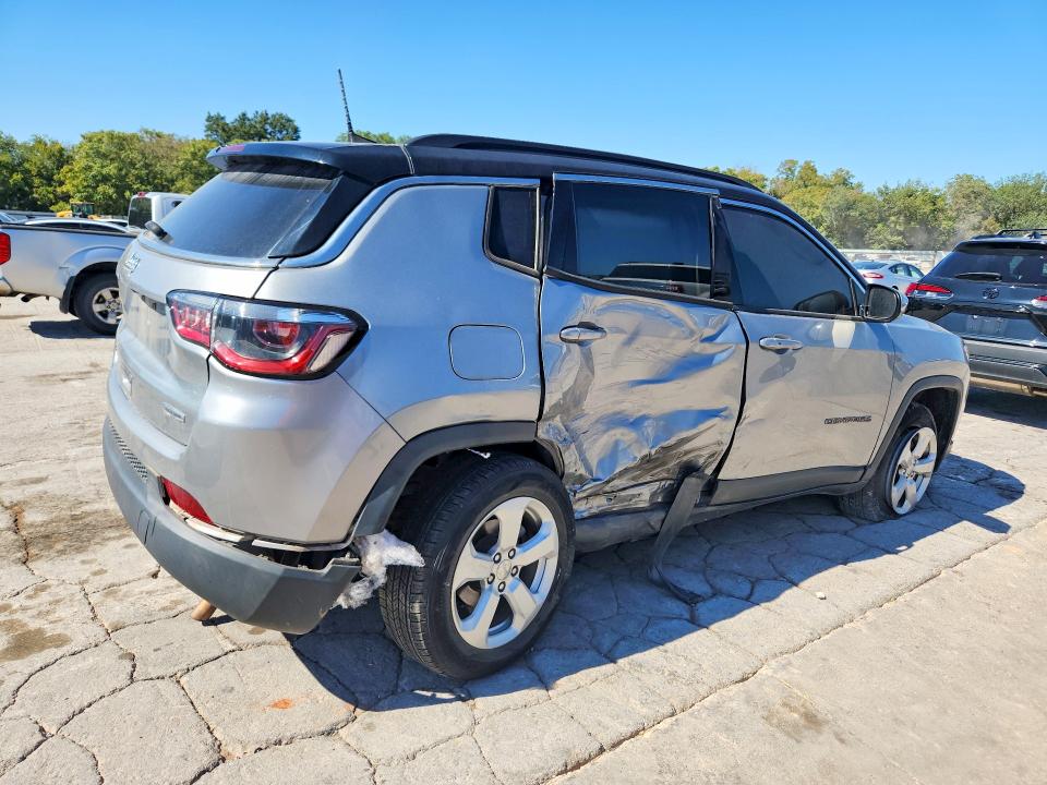 Фото 3 с аукциона – 2020 JEEP COMPASS с VIN 3C4NJDBB2LT174264