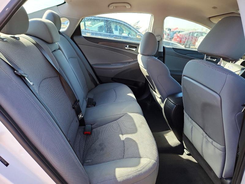 Снимка 10 от търг – 2014 HYUNDAI SONATA с VIN 5NPEB4AC3EH892674