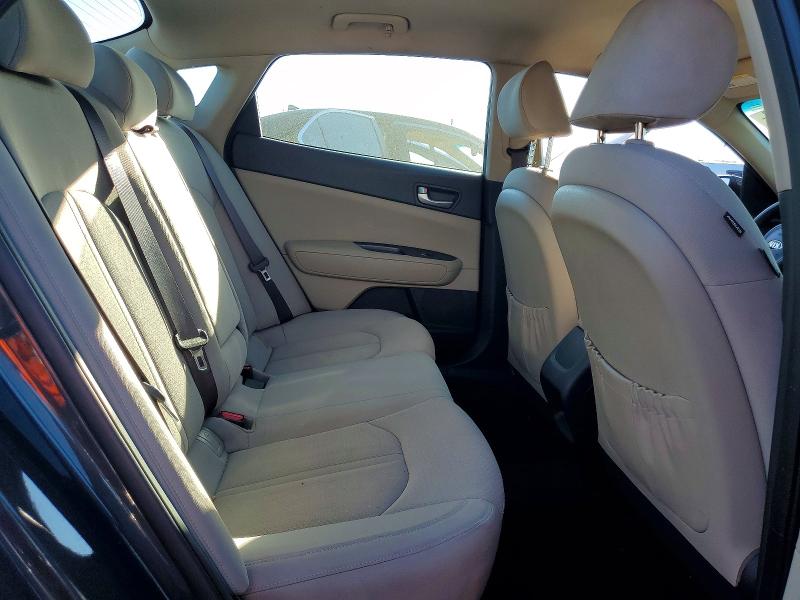Photo 10 from auction – 2016 KIA OPTIMA with VIN KNAGT4L32G5072847