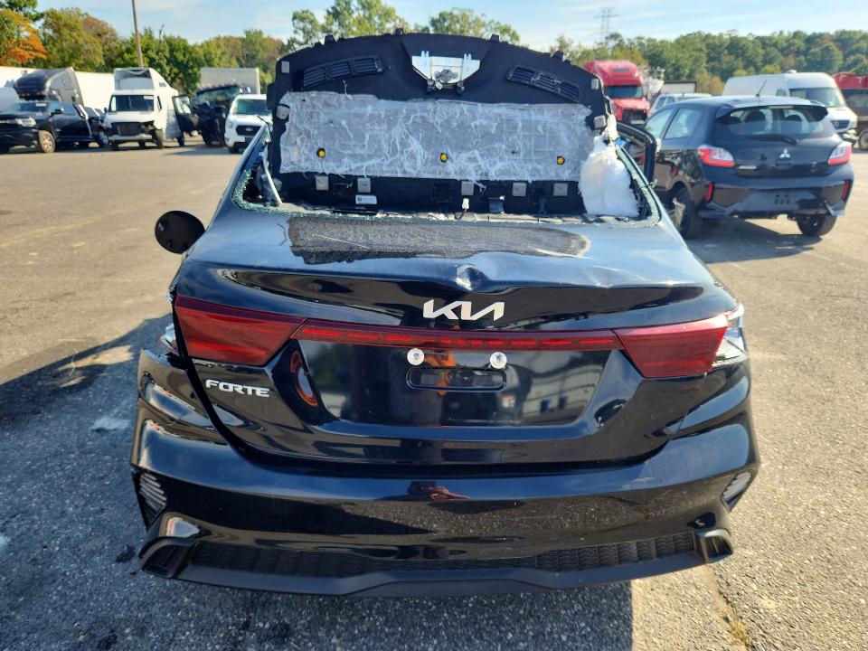 Zdjęcie 6 z aukcji – 2023 KIA FORTE z VIN 3KPF24AD9PE618853
