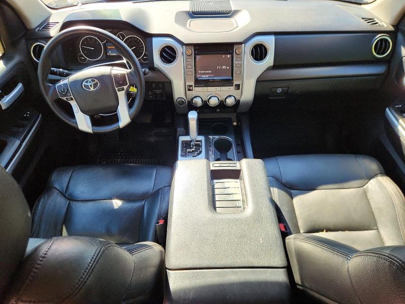 Снимка 8 от търг – 2017 TOYOTA TUNDRA с VIN 5TFDW5F10HX655095