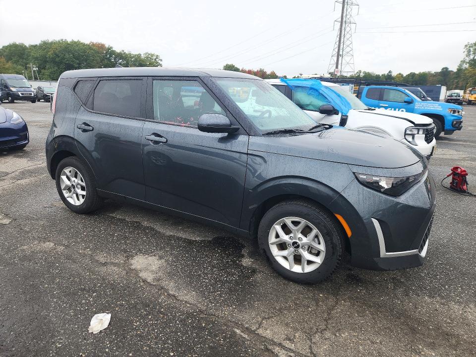 Снимка 4 от търг – 2025 KIA SOUL с VIN KNDJ23AU0S7257168