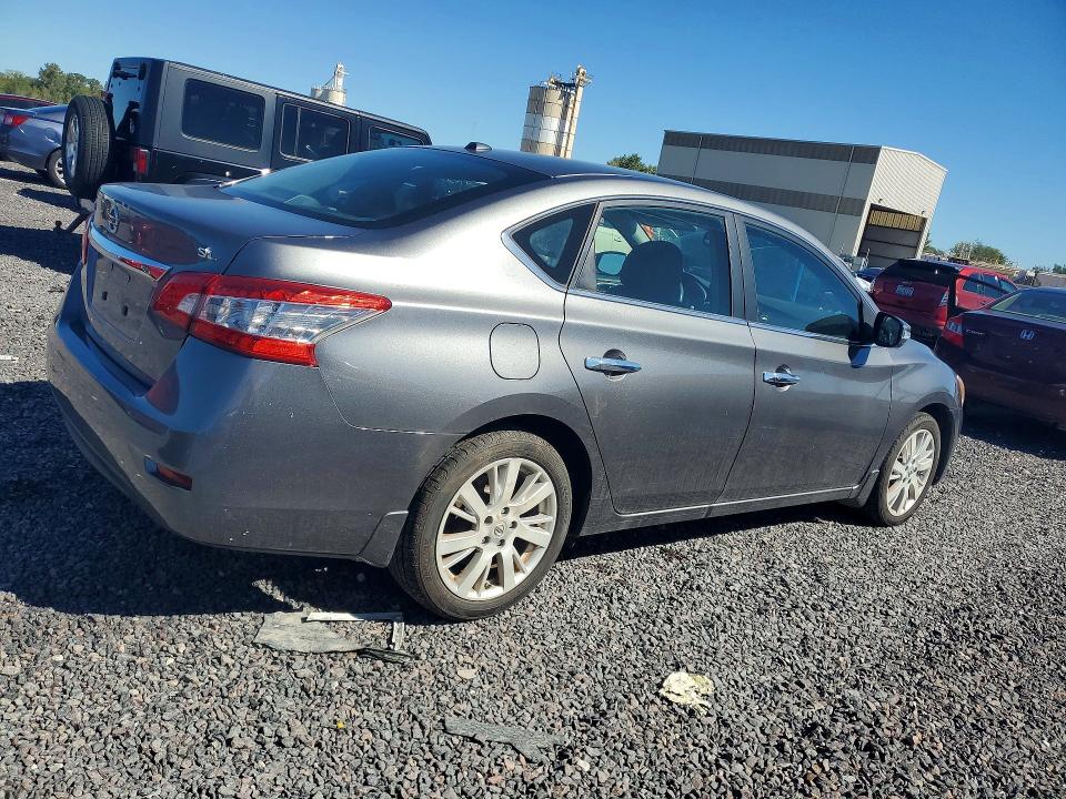Photo 3 from auction – 2015 NISSAN SENTRA with VIN 3N1AB7AP1FY241375