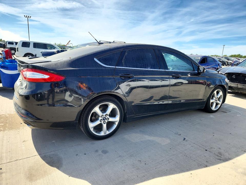 Photo 3 from auction – 2015 FORD FUSION with VIN 3FA6P0H77FR205272