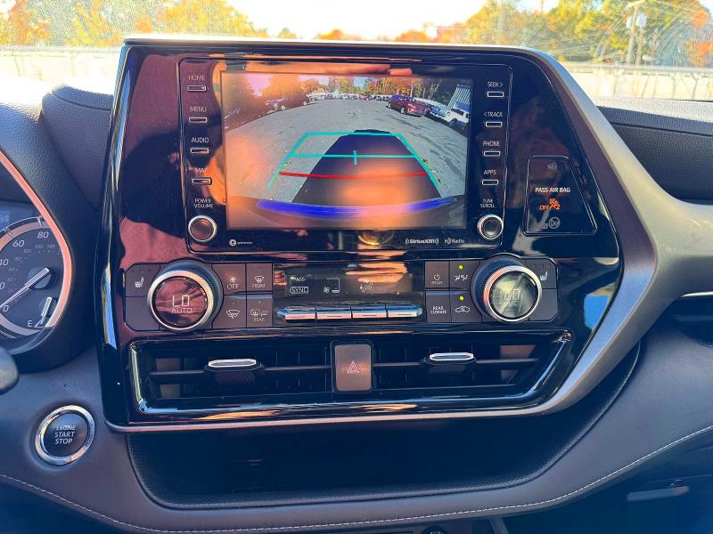 Photo 12 from auction – 2022 TOYOTA HIGHLANDER with VIN 5TDHZRBH2NS181669