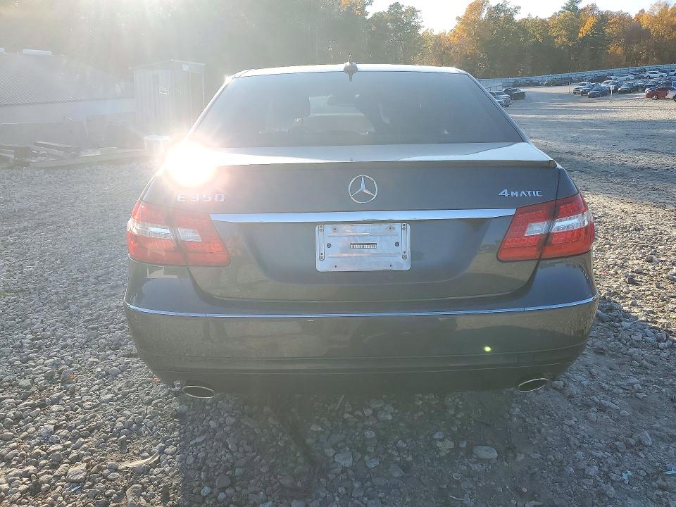 Снимка 6 от търг – 2013 MERCEDES-BENZ E с VIN WDDHF8JB3DA709334