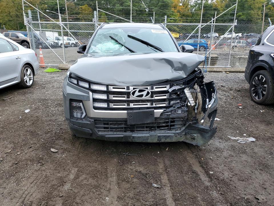 Снимка 5 от търг – 2025 HYUNDAI SANTA CRUZ с VIN 5NTJBDDE5SH150771