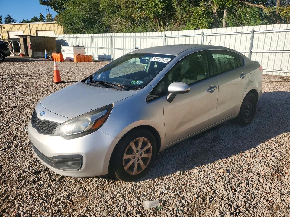 KIA RIO 2012 con VIN KNADM4A36C6076648 - Foto de la subasta