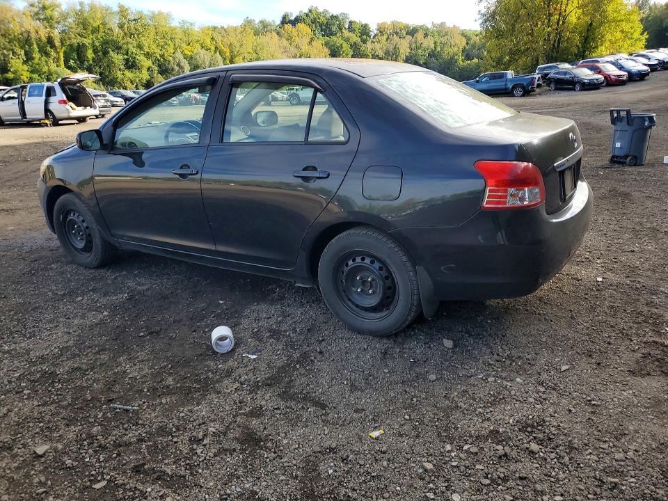 Photo 2 from auction – 2010 TOYOTA YARIS with VIN JTDBT4K34A1356039