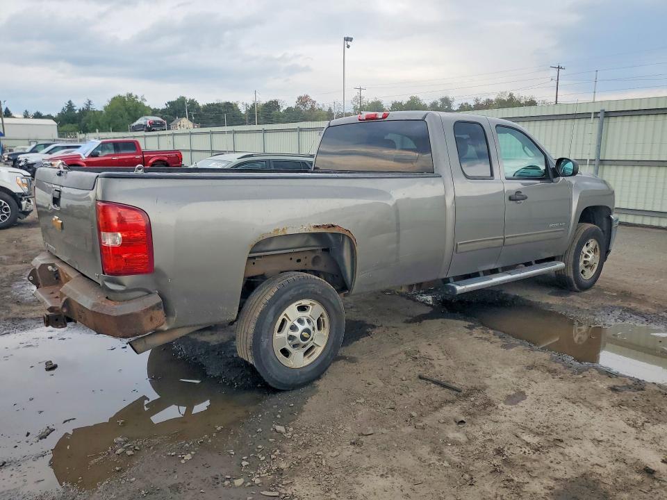 Снимка 3 от търг – 2013 CHEVROLET SILVERADO с VIN 1GC2CXCG4DZ244723