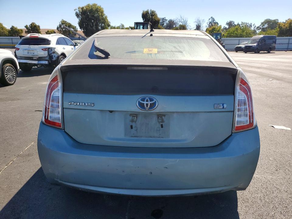 Photo 6 from auction – 2013 TOYOTA PRIUS with VIN JTDKN3DU8D1624511