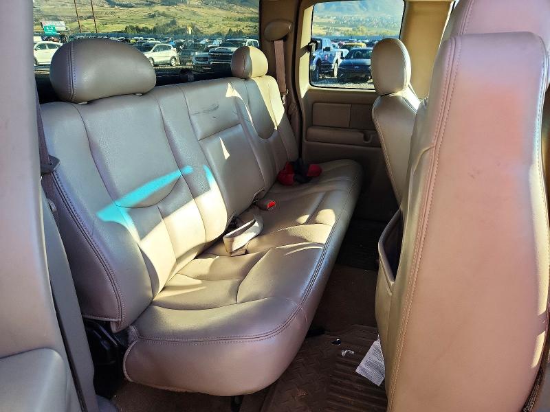 Снимка 10 от търг – 2003 CHEVROLET SILVERADO с VIN 2GCEK19T531156756