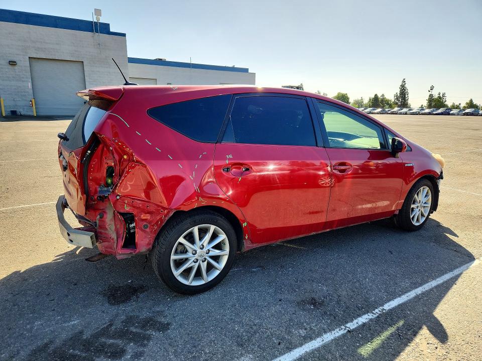 Photo 3 from auction – 2013 TOYOTA PRIUS V with VIN JTDZN3EU5D3205629