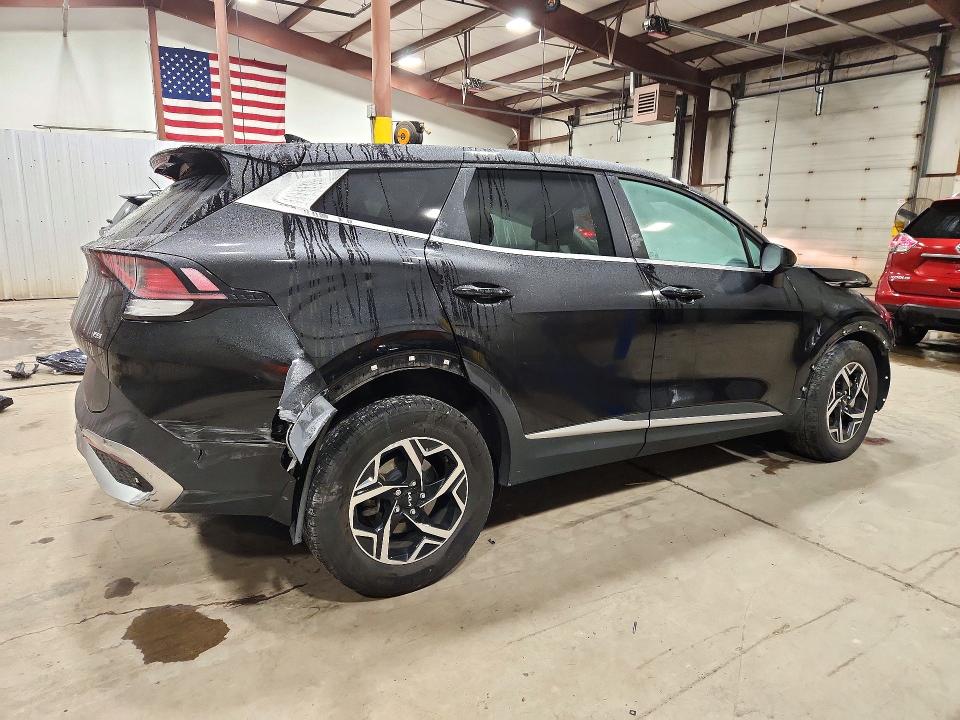 Photo 3 from auction – 2023 KIA SPORTAGE with VIN KNDPUCAF8P7105846