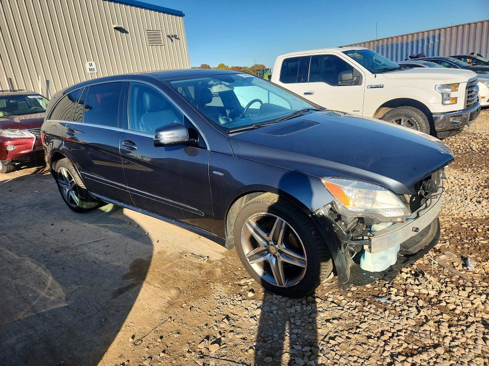 Photo 4 from auction – 2012 MERCEDES-BENZ R with VIN 4JGCB5HEXCA138319