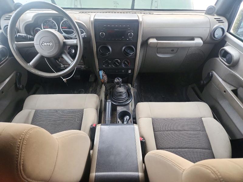 Zdjęcie 8 z aukcji – 2010 JEEP WRANGLER z VIN 1J4AA2D11AL124482