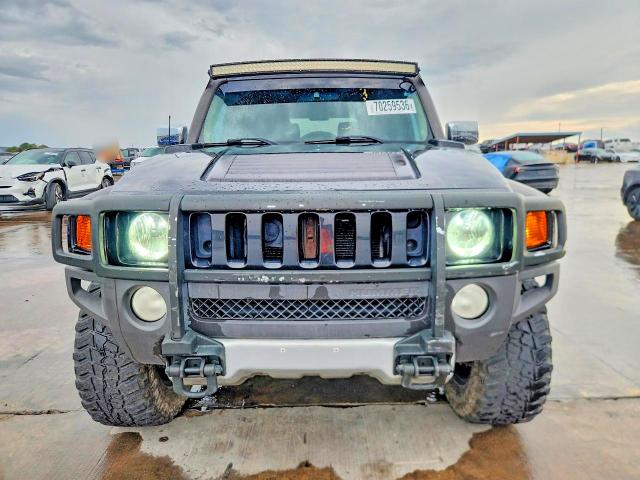 Photo 5 from auction – 2008 HUMMER H3 with VIN 5GTEN13E988157035