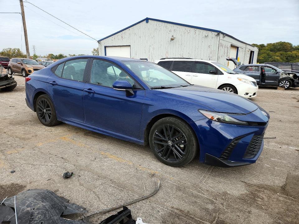 Фото 4 с аукциона – 2025 TOYOTA CAMRY с VIN 4T1DAACK0SU154877