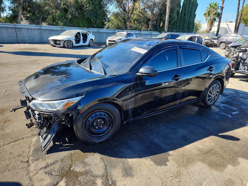 NISSAN SENTRA 2020 с VIN 3N1AB8BV3LY209493 - Снимка от търг