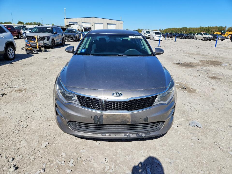 Zdjęcie 5 z aukcji – 2016 KIA OPTIMA z VIN 5XXGT4L34GG094041