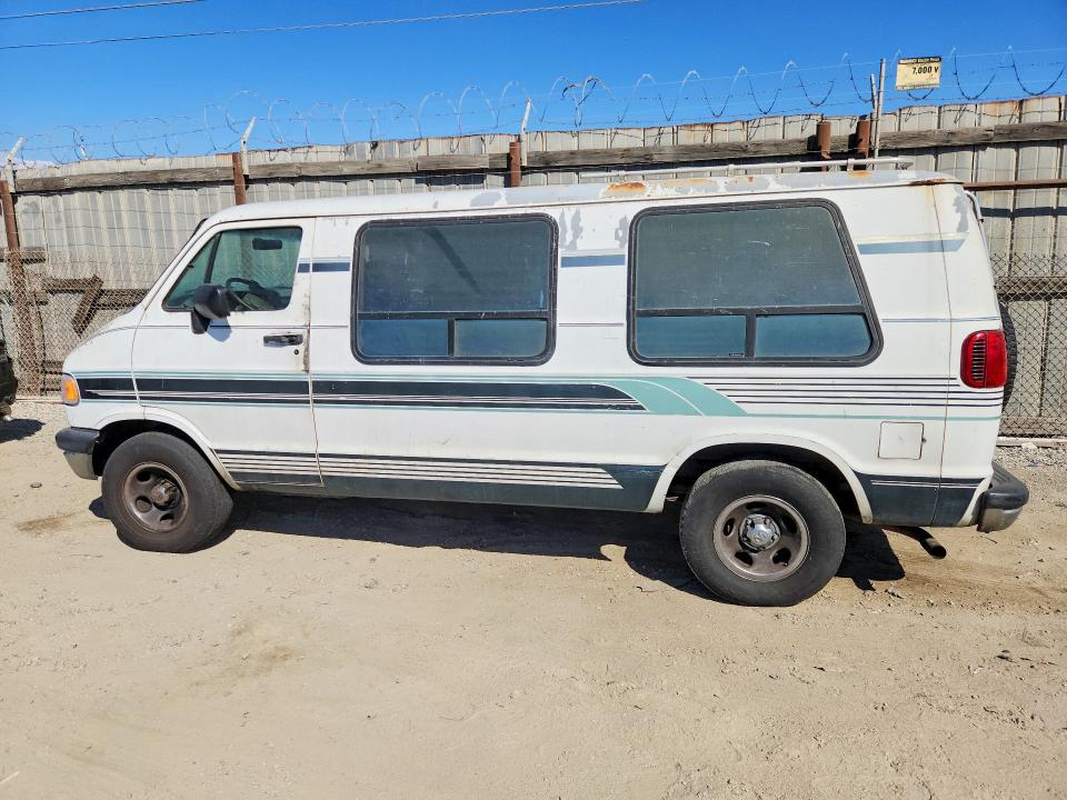 Снимка 2 от търг – 1996 DODGE RAM VAN с VIN 2B6HB21Z8TK102370