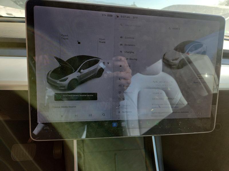 Снимка 9 от търг – 2020 TESLA MODEL Y с VIN 5YJYGDEE0LF056293