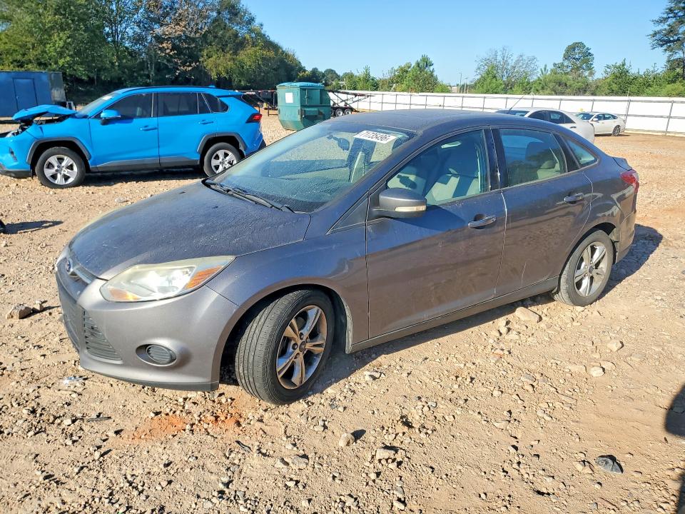 FORD FOCUS 2014 с VIN 1FADP3F20EL221973 - Снимка от търг