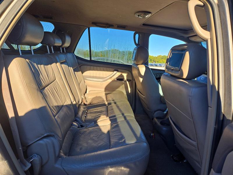 Снимка 11 от търг – 2005 TOYOTA SEQUOIA с VIN 5TDBT48AX5S252220