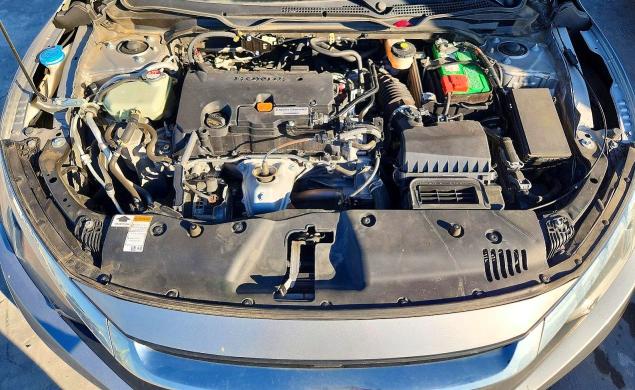 Photo 11 from auction – 2017 HONDA CIVIC with VIN 19XFC2F77HE073600