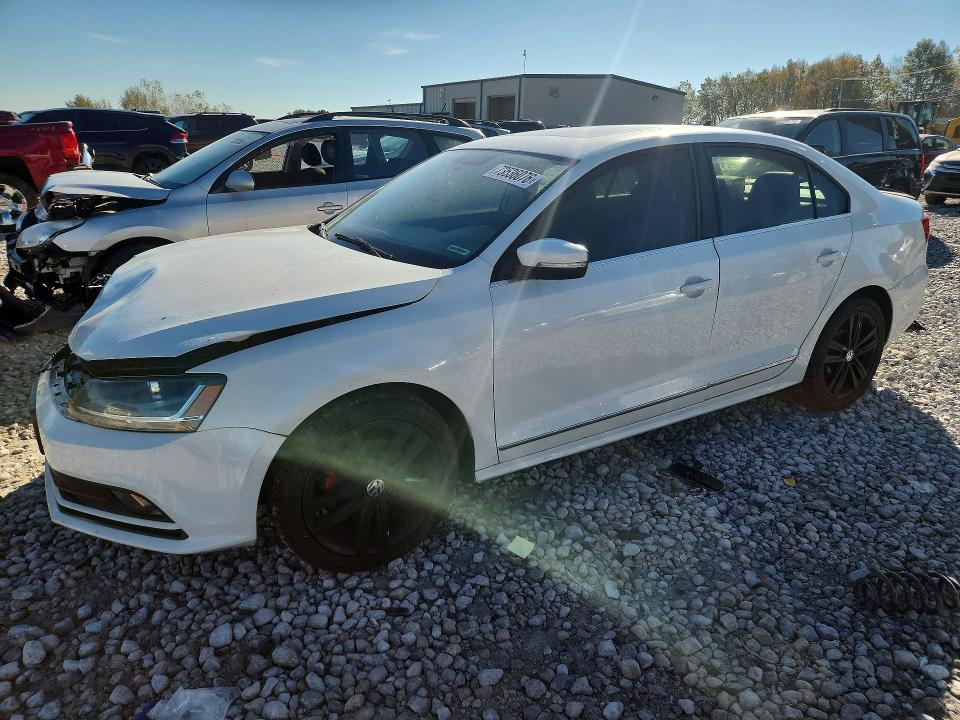 VOLKSWAGEN JETTA 2014 с VIN 3VWD07AJ2EM430423 - Снимка от търг
