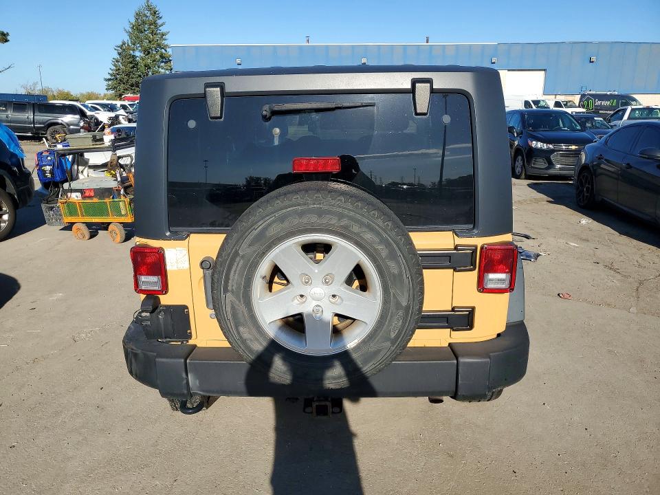 Снимка 6 от търг – 2014 JEEP WRANGLER с VIN 1C4AJWAG1EL155713