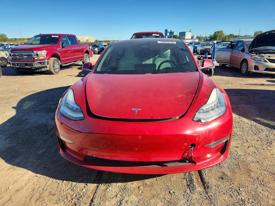 Фото 5 с аукциона – 2018 TESLA MODEL 3 с VIN 5YJ3E1EB6JF111797