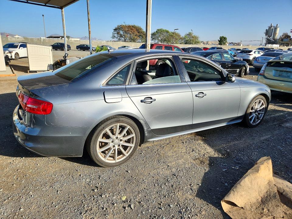 Снимка 3 от търг – 2014 AUDI A4 с VIN WAUFFAFL2EN018362