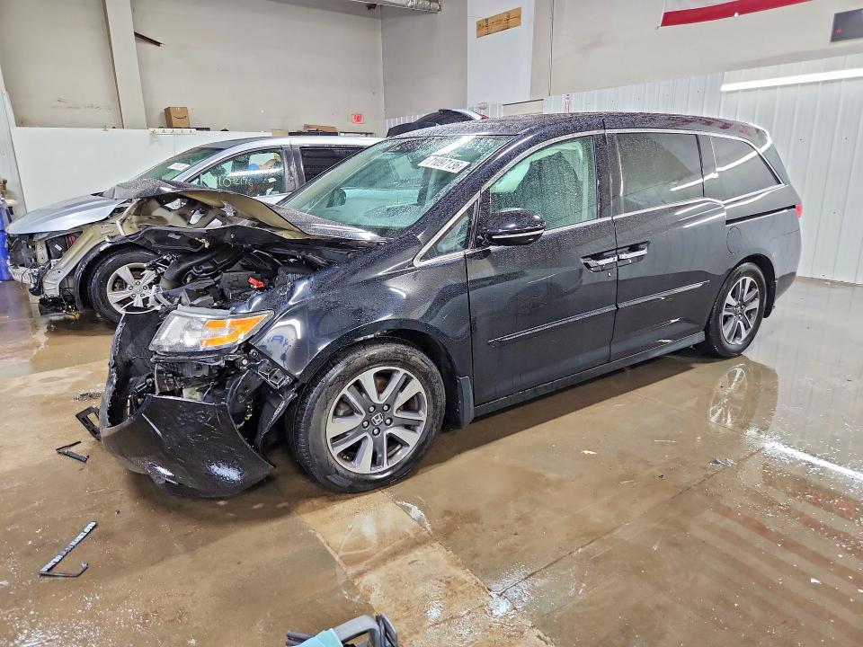 HONDA ODYSSEY 2015 with VIN 5FNRL5H9XFB114483 - Photo from auction