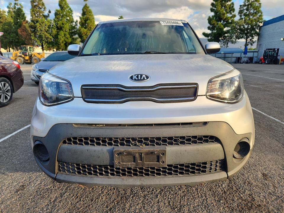 Foto 5 de la subasta – 2017 KIA SOUL con VIN KNDJN2A27H7423226