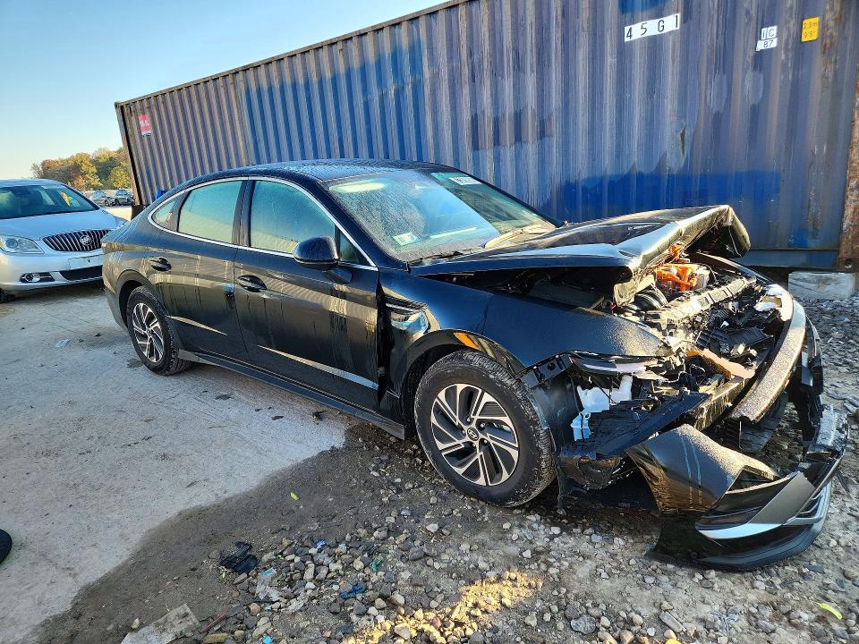 Снимка 4 от търг – 2026 HYUNDAI SONATA HYBRID с VIN KMHL24JJ5TA162335