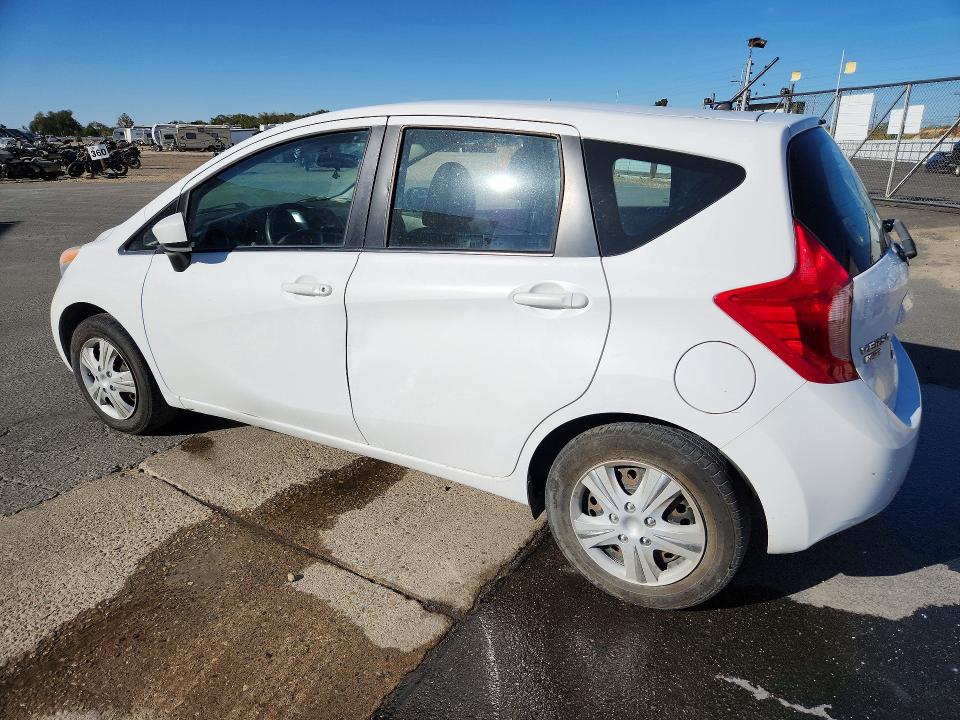 Photo 2 from auction – 2015 NISSAN VERSA NOTE with VIN 3N1CE2CP3FL427027