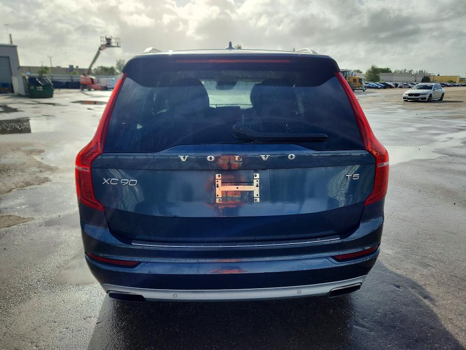 صورة رقم 6 من المزاد - 2021 VOLVO XC90 مع VIN YV4102CK8M1680563