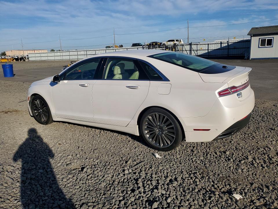 Foto 2 de la subasta – 2014 LINCOLN MKZ con VIN 3LN6L2J93ER824880