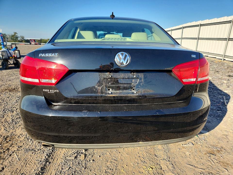 Снимка 6 от търг – 2012 VOLKSWAGEN PASSAT с VIN 1VWBP7A39CC103651