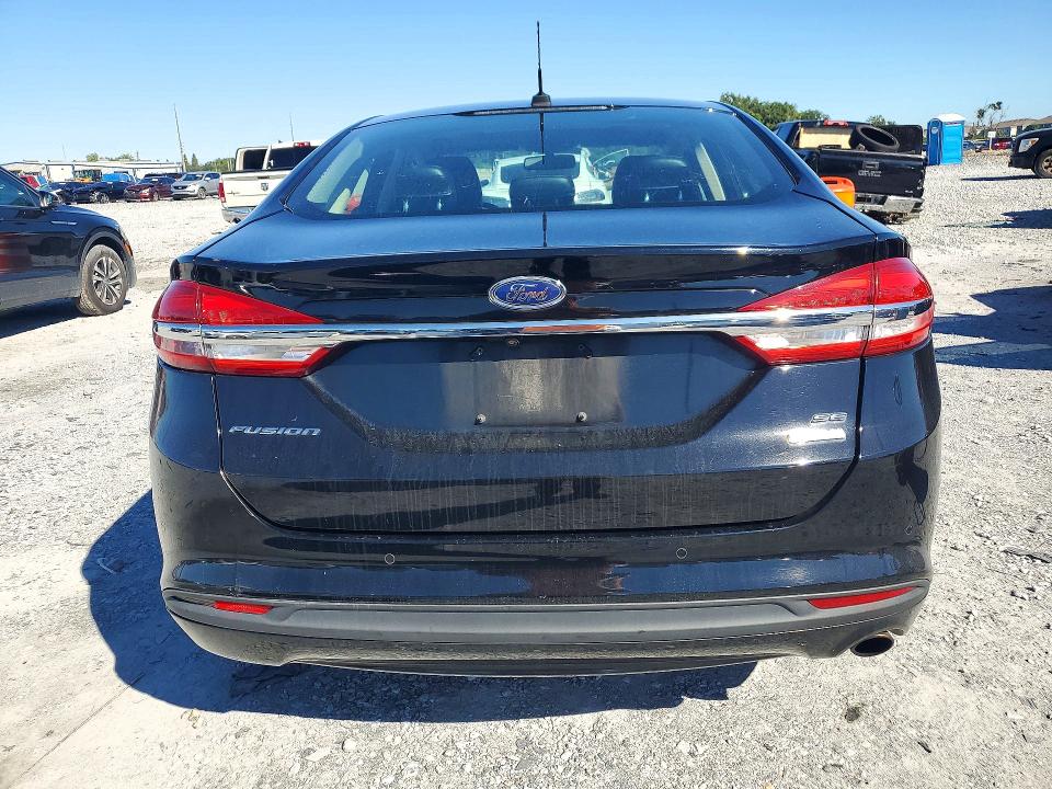 Photo 6 from auction – 2017 FORD FUSION with VIN 3FA6P0HD4HR129292