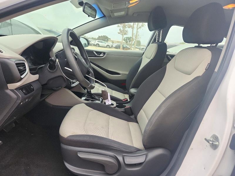 Снимка 7 от търг – 2019 HYUNDAI IONIQ с VIN KMHC65LC6KU144769