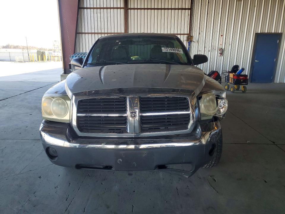 Снимка 5 от търг – 2005 DODGE DAKOTA с VIN 1D7HE42N05S283277