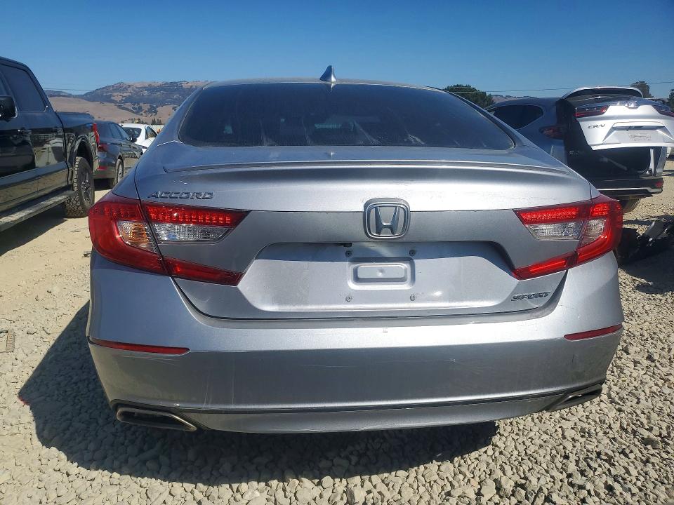 Снимка 6 от търг – 2020 HONDA ACCORD с VIN 1HGCV1F38LA136611