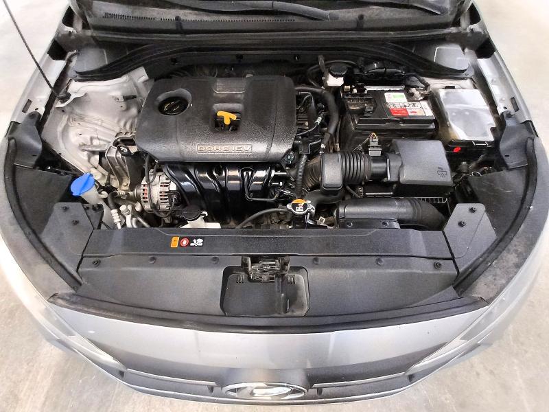 Снимка 11 от търг – 2020 HYUNDAI ELANTRA с VIN 5NPD84LF6LH558623