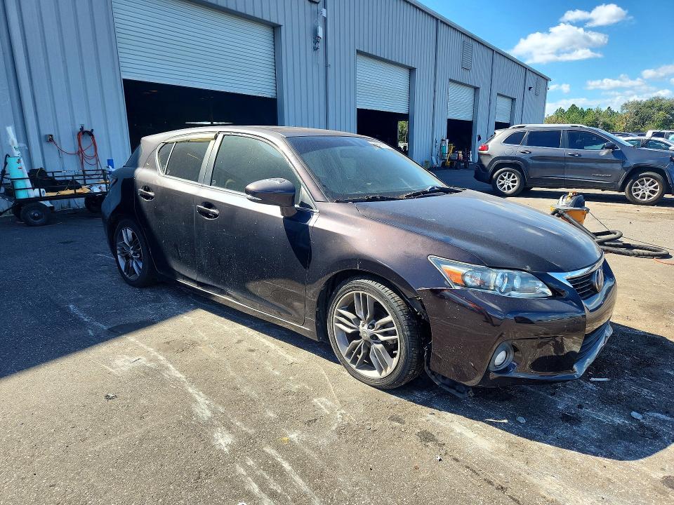 Снимка 4 от търг – 2011 LEXUS CT с VIN JTHKD5BH0B2041862
