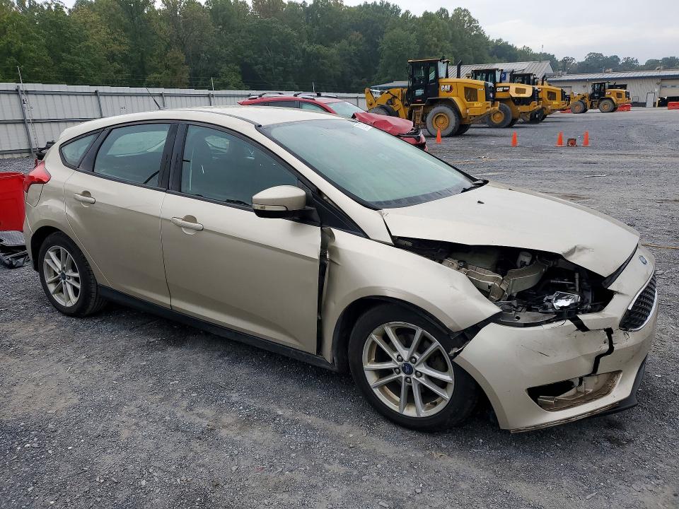 Photo 4 from auction – 2017 FORD FOCUS with VIN 1FADP3K20HL311635